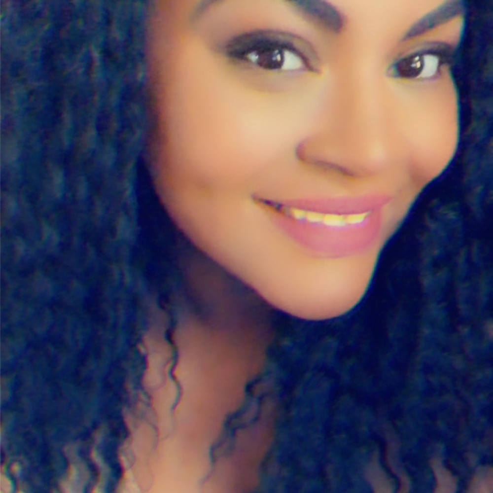 Meet your Posher, Ileah